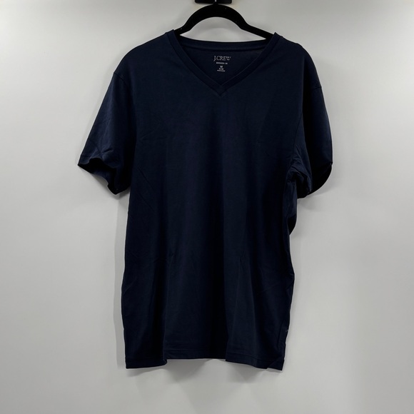 J.Crew Broken-in short-sleeve V-neck T-shirt in navy - Picture 6 of 8